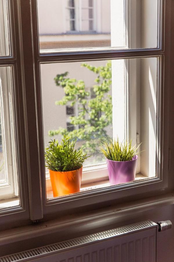 Top Location City Centre Condo In Historic Building With Free Garage Parking Lublaň Exteriér fotografie